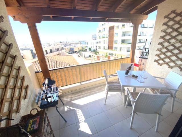 Apartament Kato Let - The Honey Pot