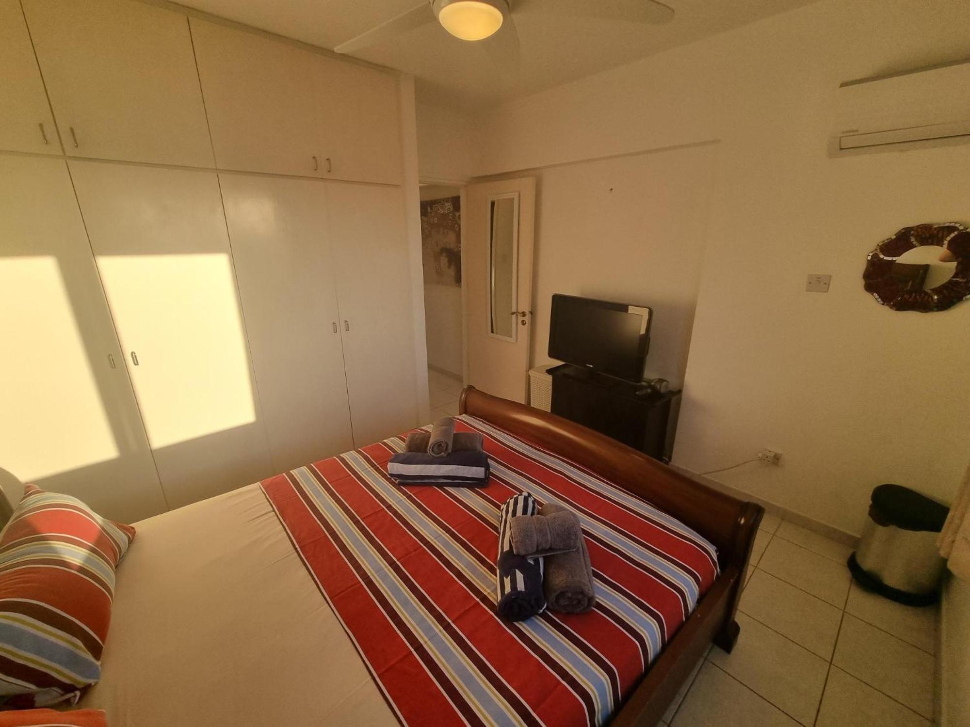 Kato Let - The Honey Pot Apartment